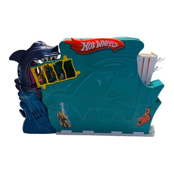 2008 Hot Wheels Shark Bite Bay Fold & Go Pop Up Track Set By Mattel N4739 - Picture 7 of 7